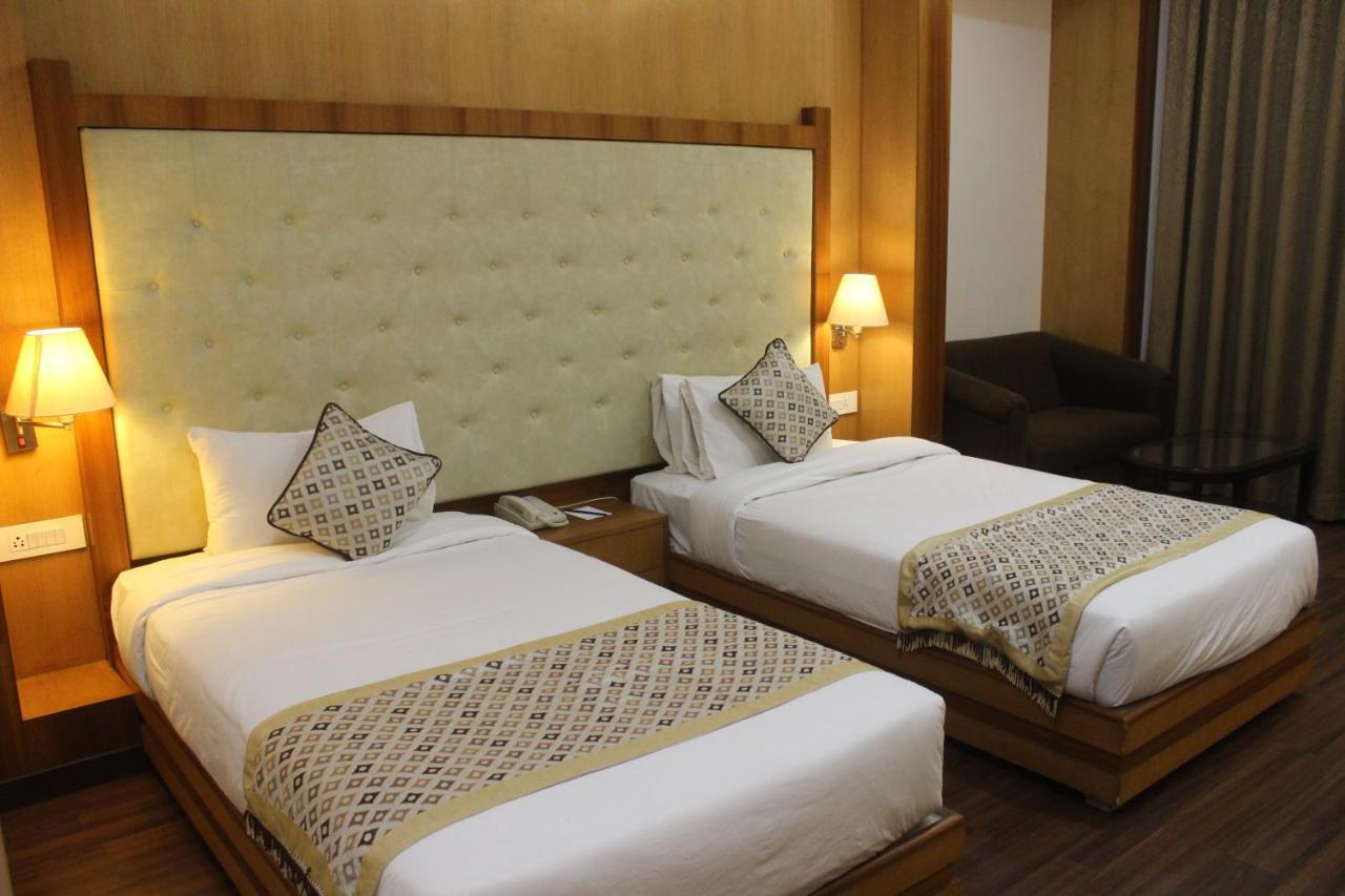 Ramada By Wyndham Varanasi Katesar Chandauli Luaran gambar