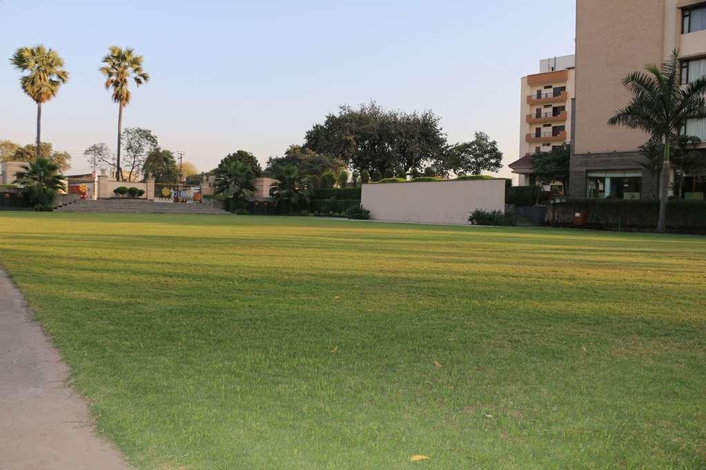 Ramada By Wyndham Varanasi Katesar Chandauli Kemudahan gambar